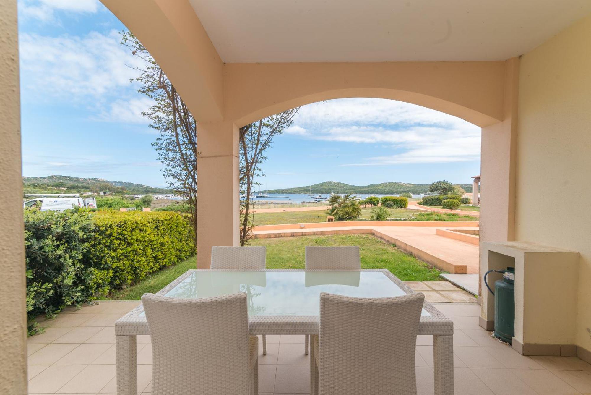 Apartamento I Mirti Di Porto Pozzo Santa Teresa Gallura Exterior foto