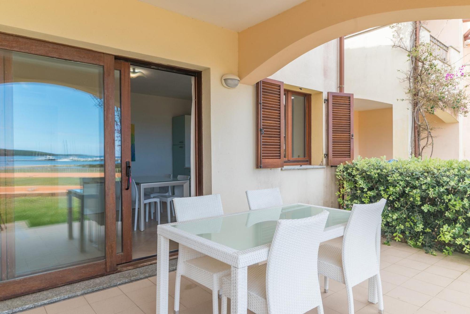 Apartamento I Mirti Di Porto Pozzo Santa Teresa Gallura Exterior foto